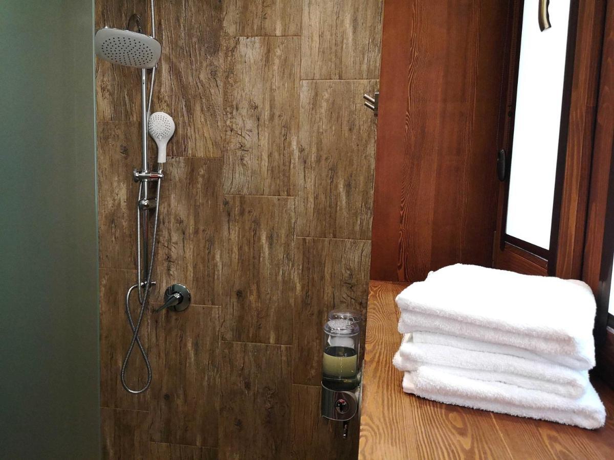 Pinus Villas Lodge With Private Jacuzzi & Phyto-Sauna Retreat Zheleznitsa Eksteriør billede